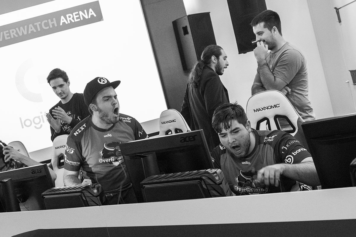event-photography-esl-overwatch-happiness